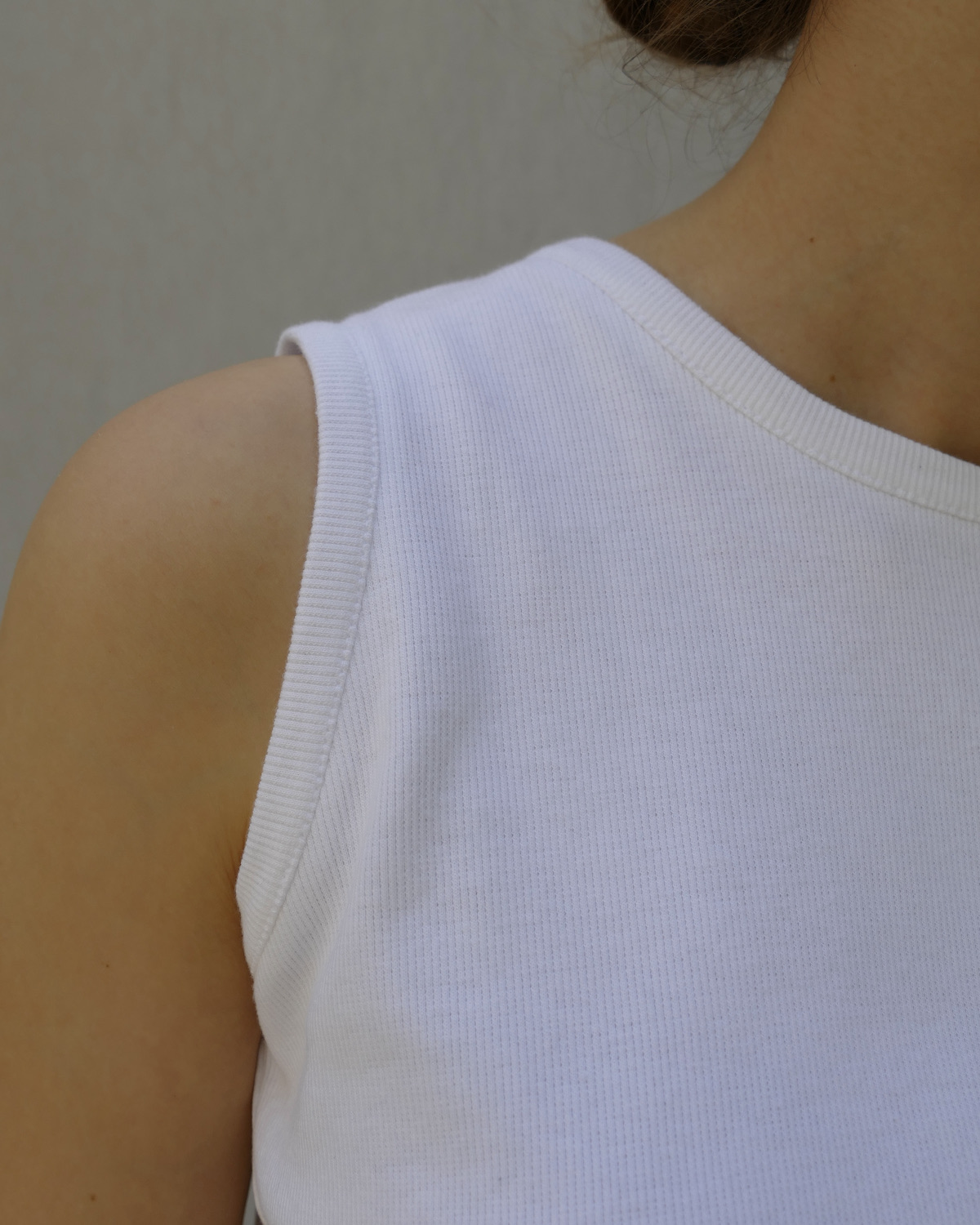 6488b82e32daa865ae551de4_P1100042 Top blanc