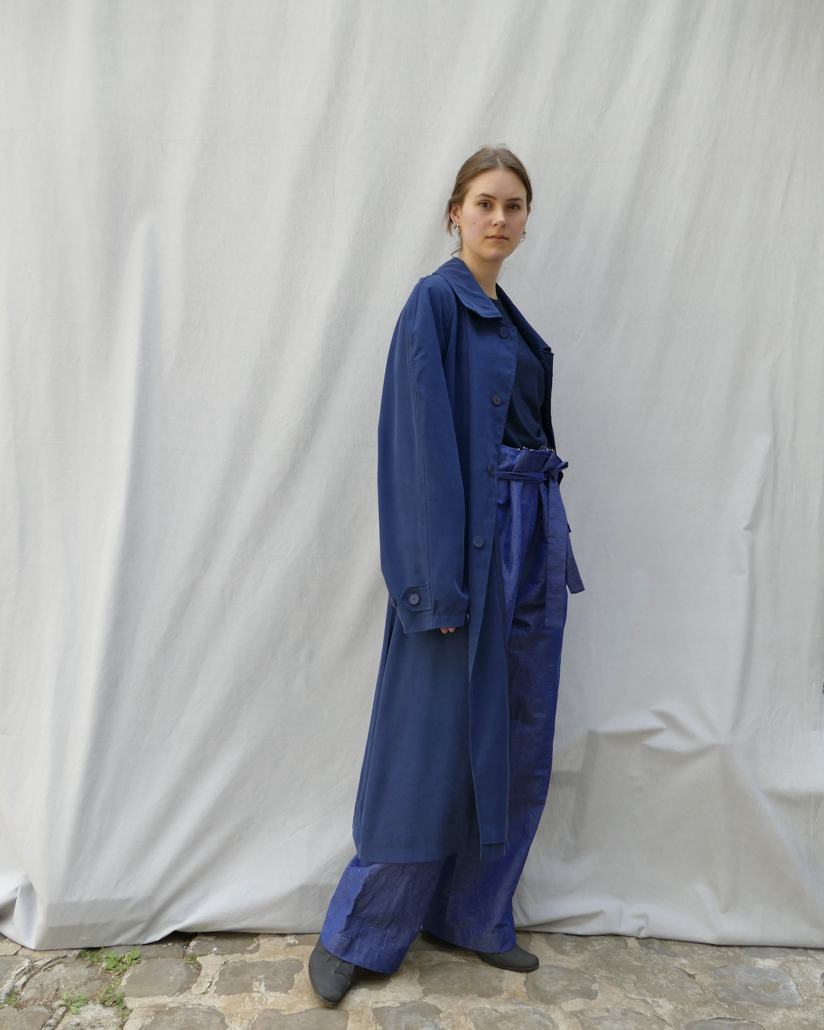 648a08bf7b59bd524df56c00_P1100333 Trench bleu