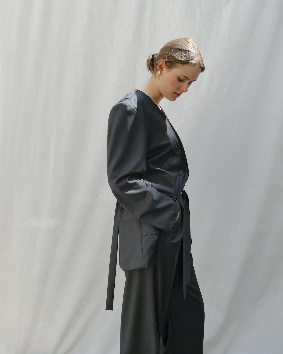 648a0b78c5a1667394d0b2e4_P1100155 Veste grise