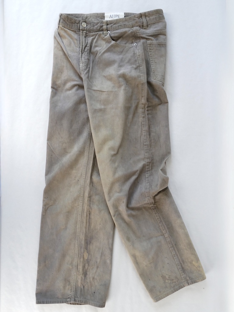 67E31276-BFF5-4716-B2A4-7FE7BBEF62CC_1_105_c PANTALON N.3
